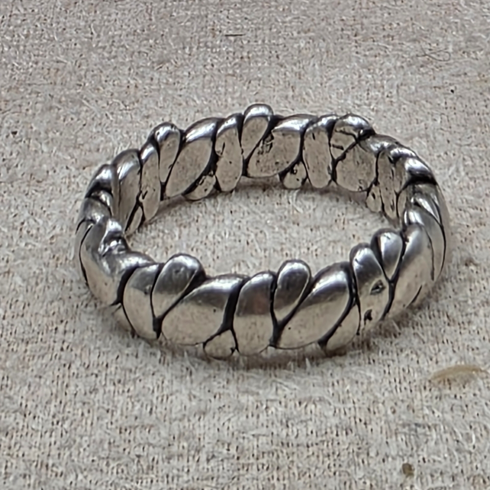 Elegant Silver Women's Ring (1147)